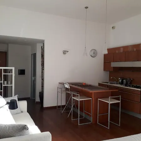 Casa Bina Lejlighed Gravedona
