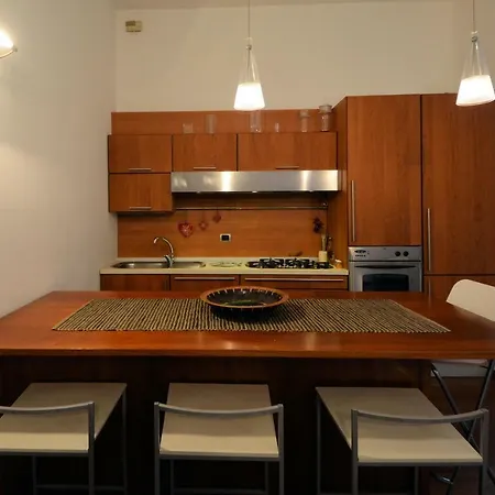Lejlighed Casa Bina *